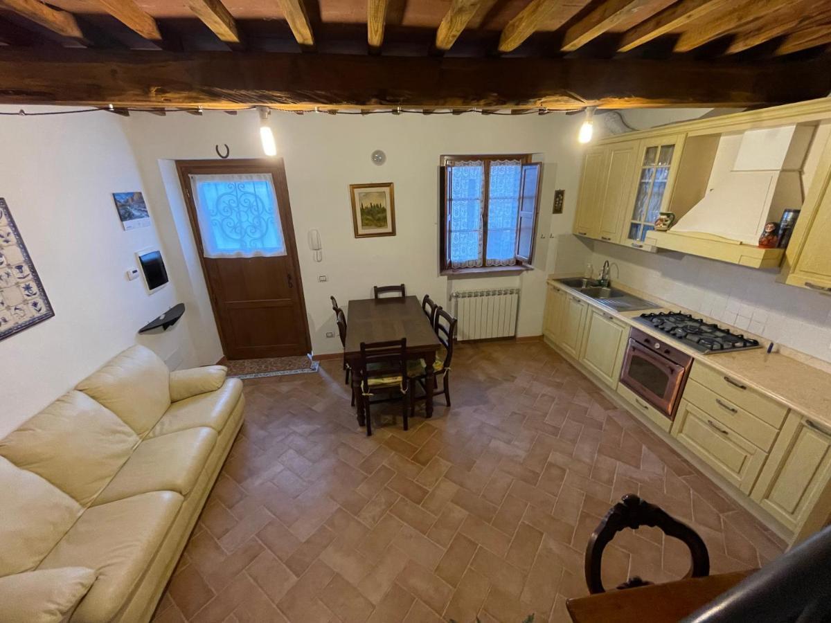 베스코나 Il Rifugio Nelle Crete 아파트 외부 사진